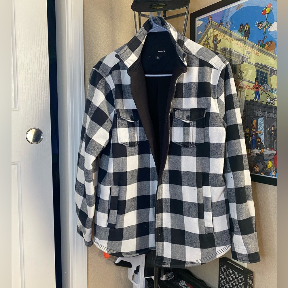 COPY - Hurley overcoat plaid in black and white W pockets
